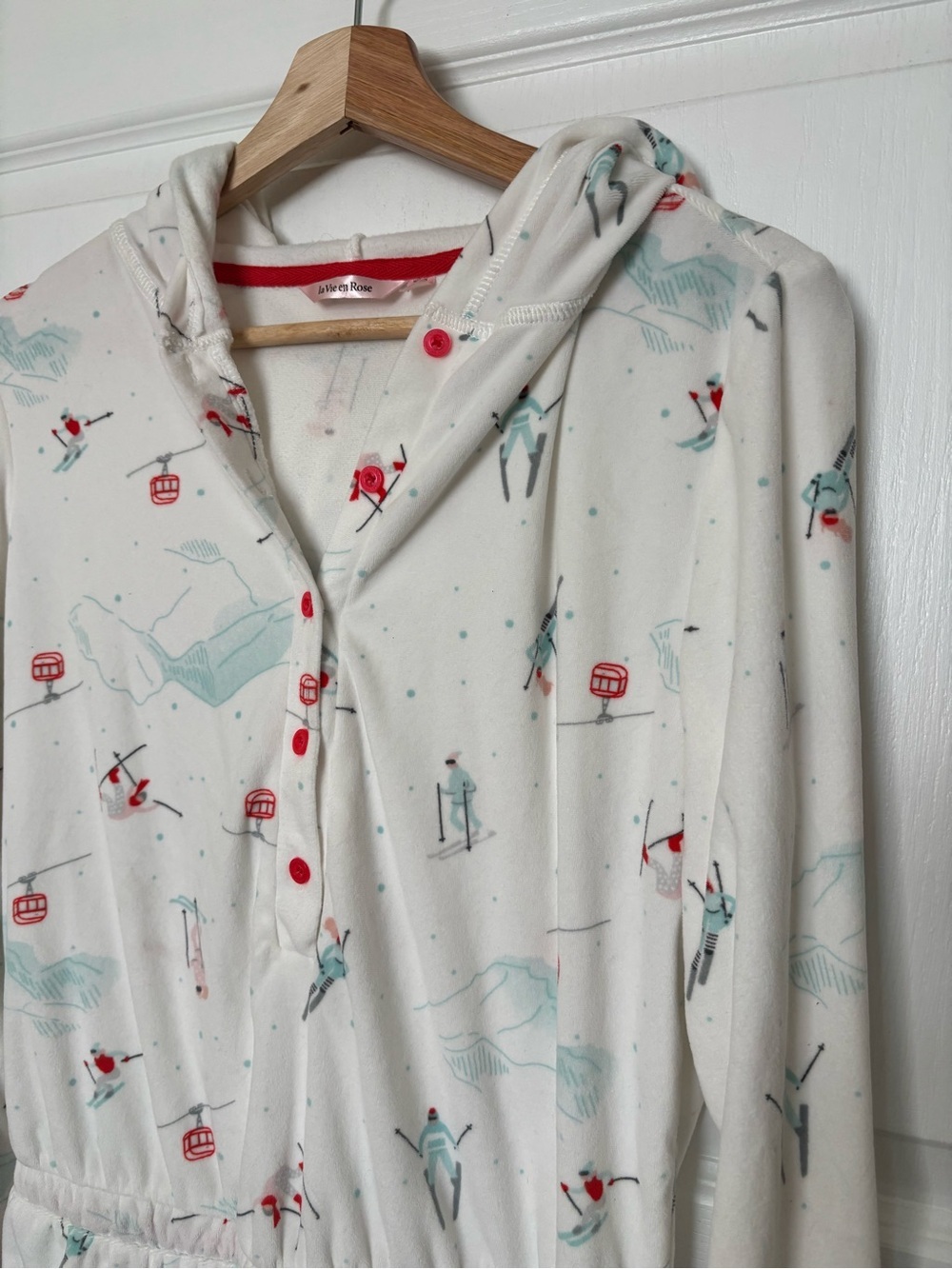 LA VIE EN ROSE Pyjama Romper - Picture 3 of 4